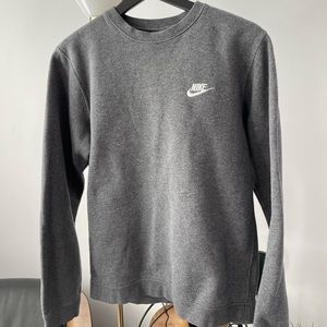 Nike Men’s Crew Sweater Size Small